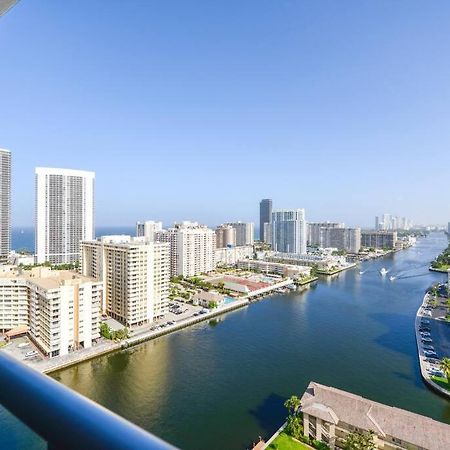 Awesome 2Br Condo Beachwalk Resort Hallandale Beach Esterno foto