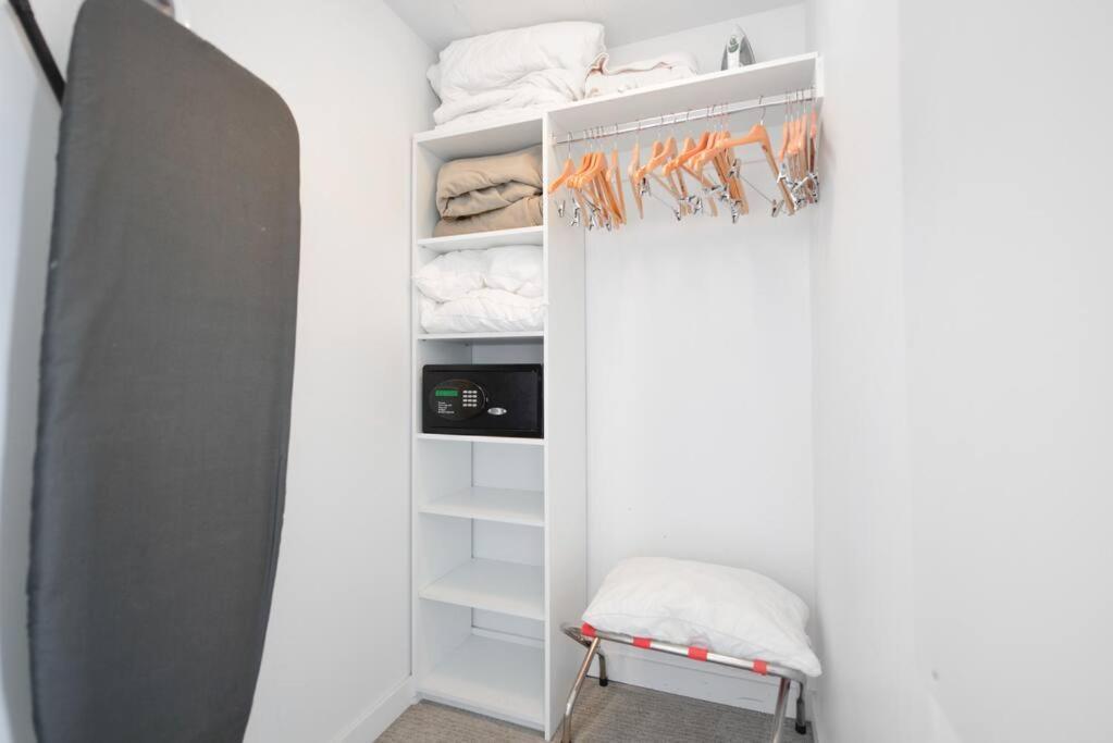 Awesome 2Br Condo Beachwalk Resort Hallandale Beach Esterno foto